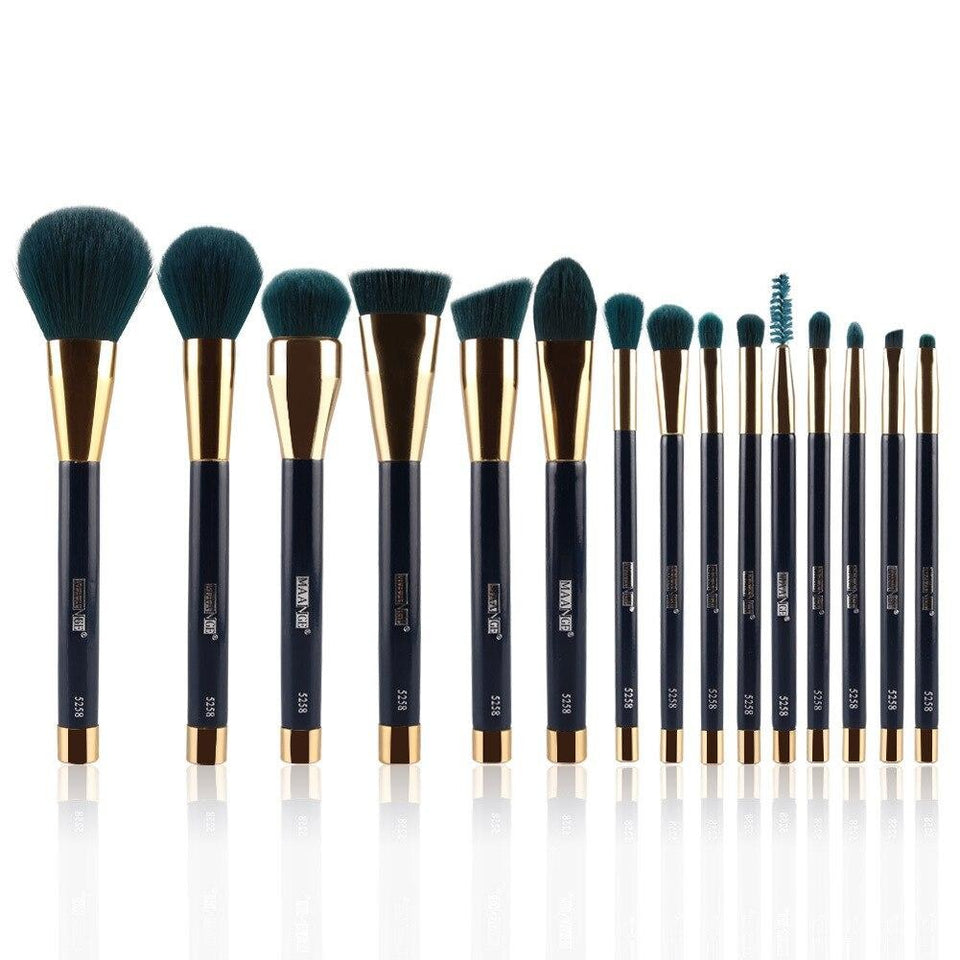 All black Gorgeous Brushes