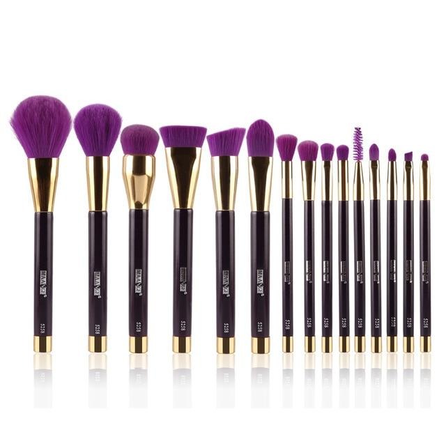 All black Gorgeous Brushes